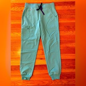 FIGS Zamora Jogger Scrub Pants